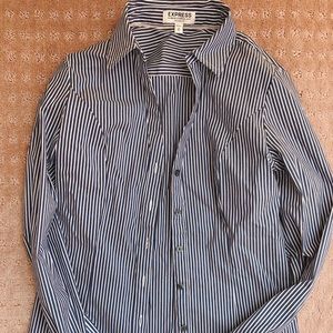 Express Woman’s essential shirt